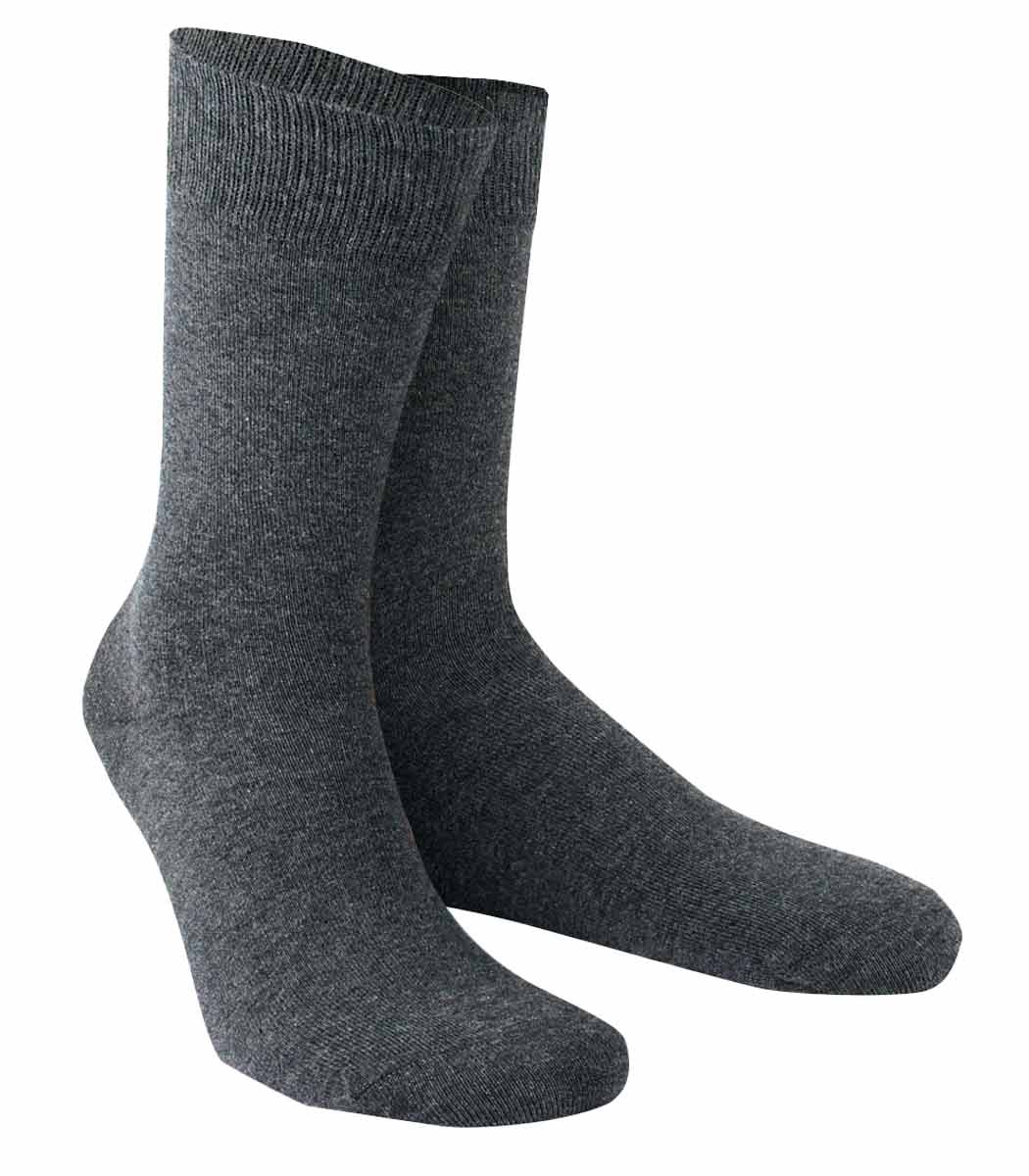 Men's socks made from skin-friendly organic cotton 